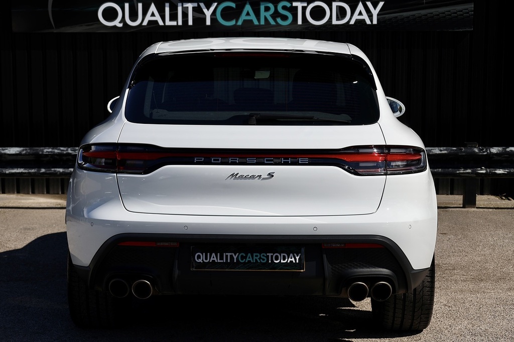Porsche Macan Macan S WX23GZD White #5