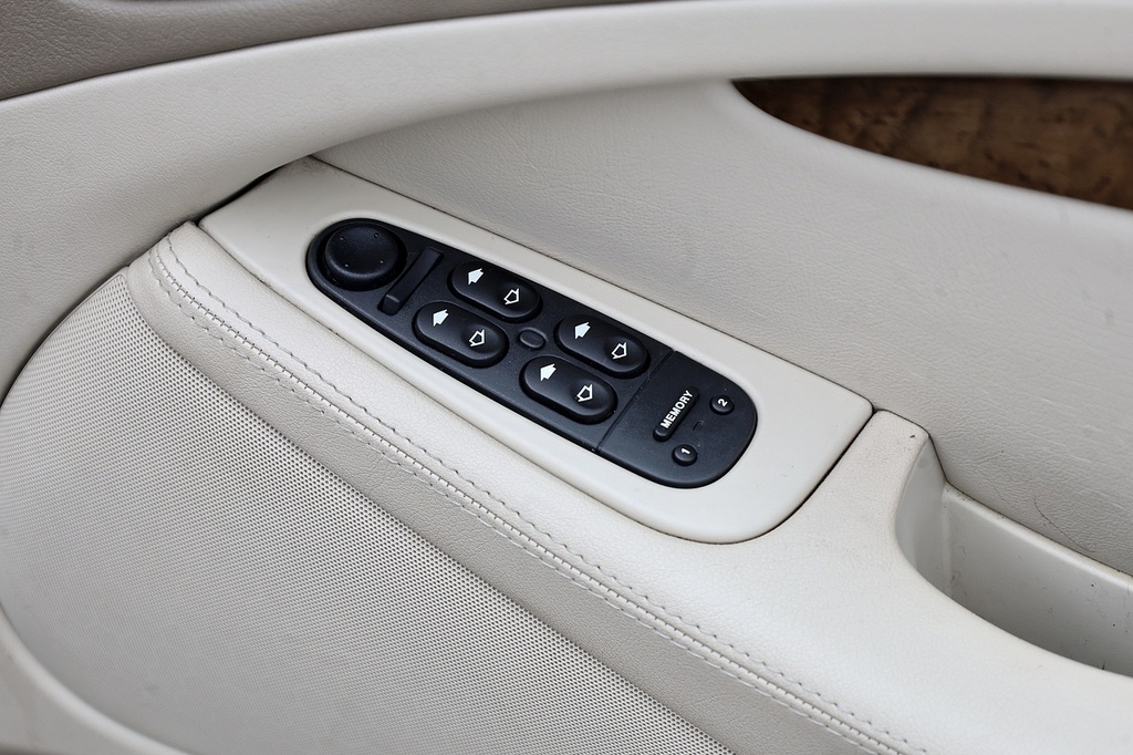 Jaguar S-Type V6 Se 4-Door Blue #26