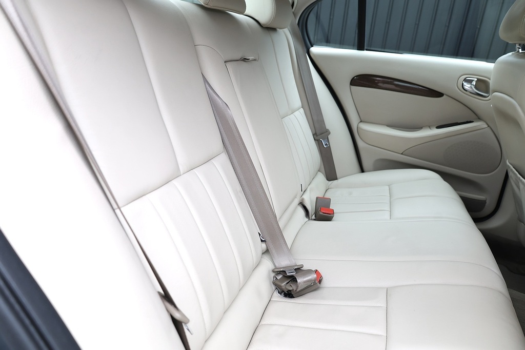 Jaguar S-Type V6 Se 4-Door Blue #25