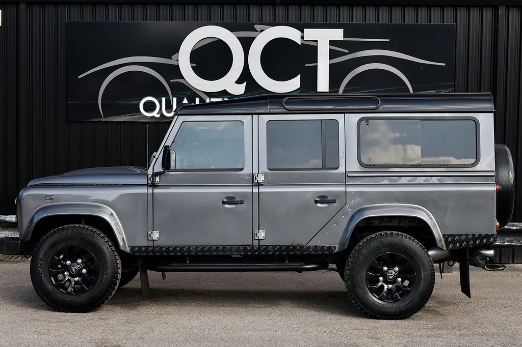 Land Rover Defender 110 Defender 110 Xs AV64USB Grey #2