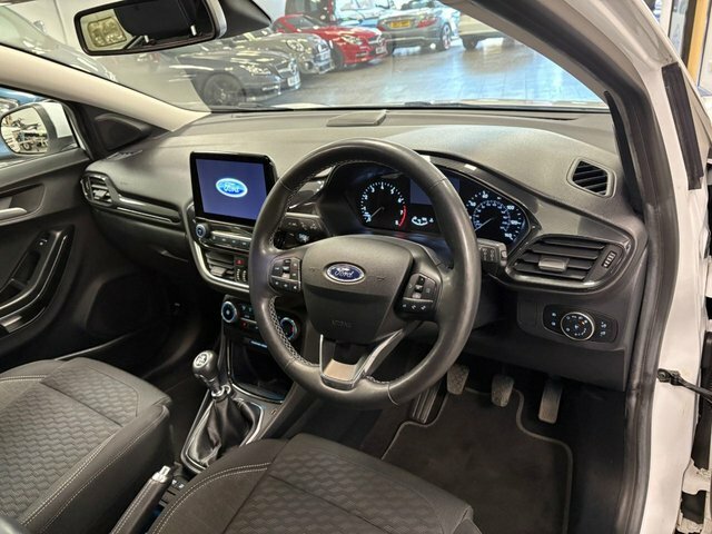 Ford Puma 1.0T Ecoboost Mhev Titanium Suv PA21NZB White #2