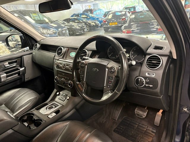 Land Rover Discovery 4 3.0 Sd V6 Xs Station Wagon 4Wd S PN15RFE Blue #2