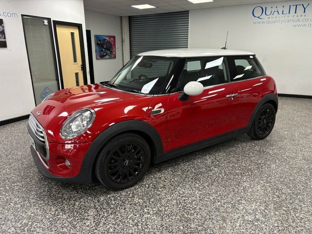 Mini Hatch 1.5 Cooper Hatchback Euro 6 S S Red