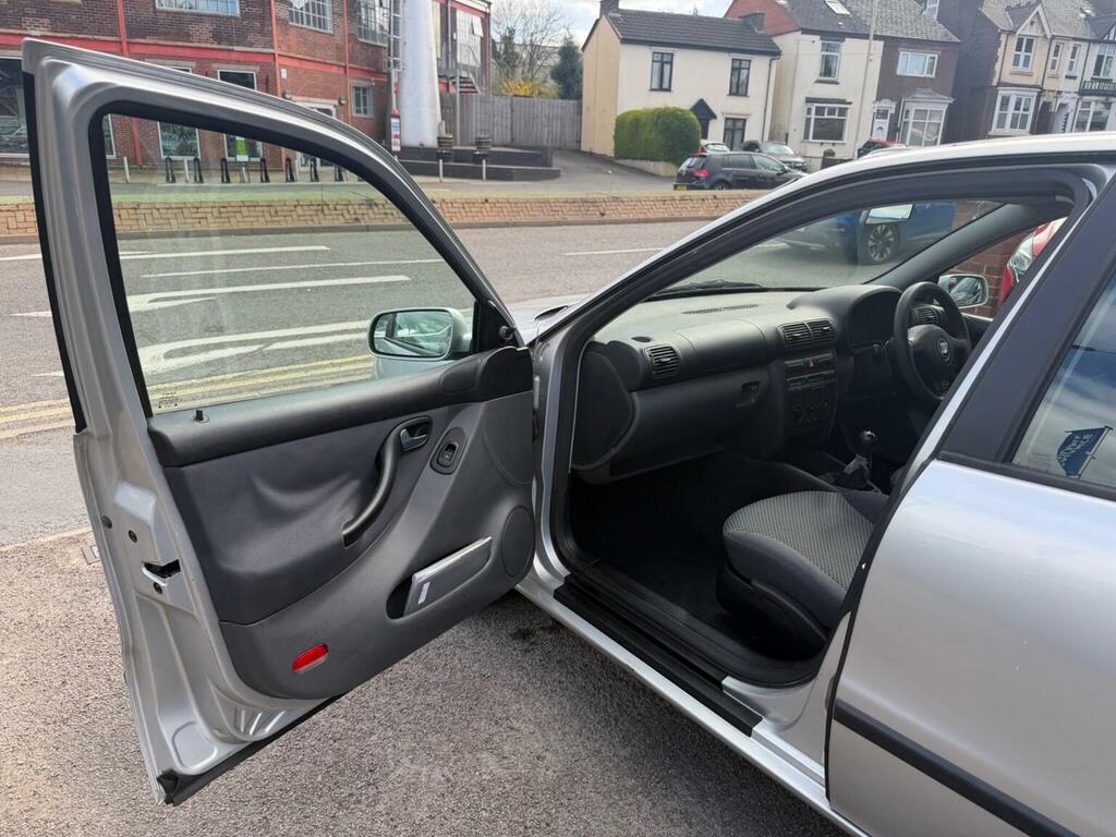 Seat Leon 1.9 Tdi Se Blue #7