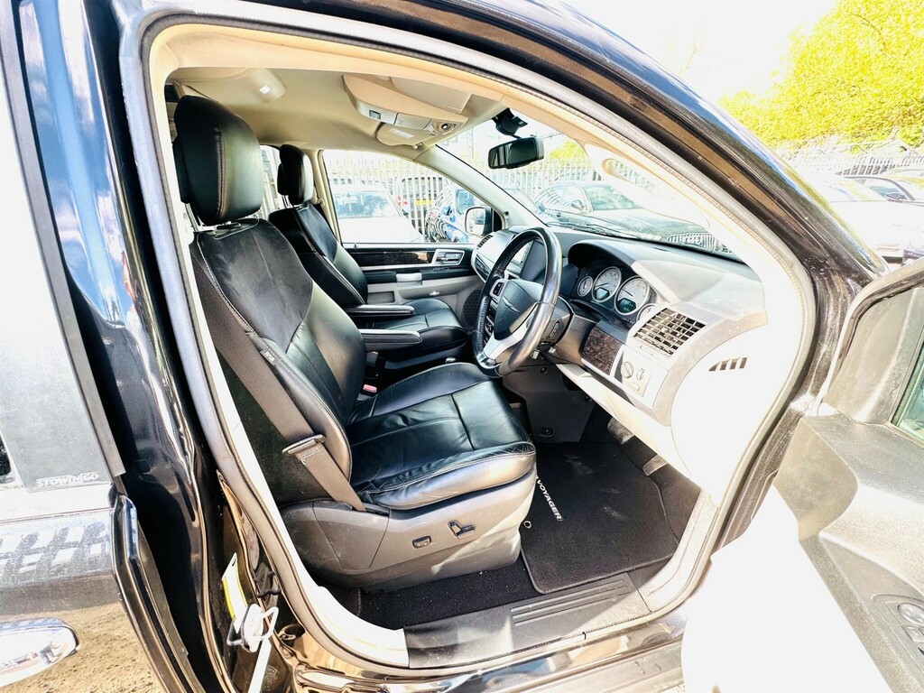Chrysler Grand Voyager 2.8 Crd Limited Euro 5 Black #2