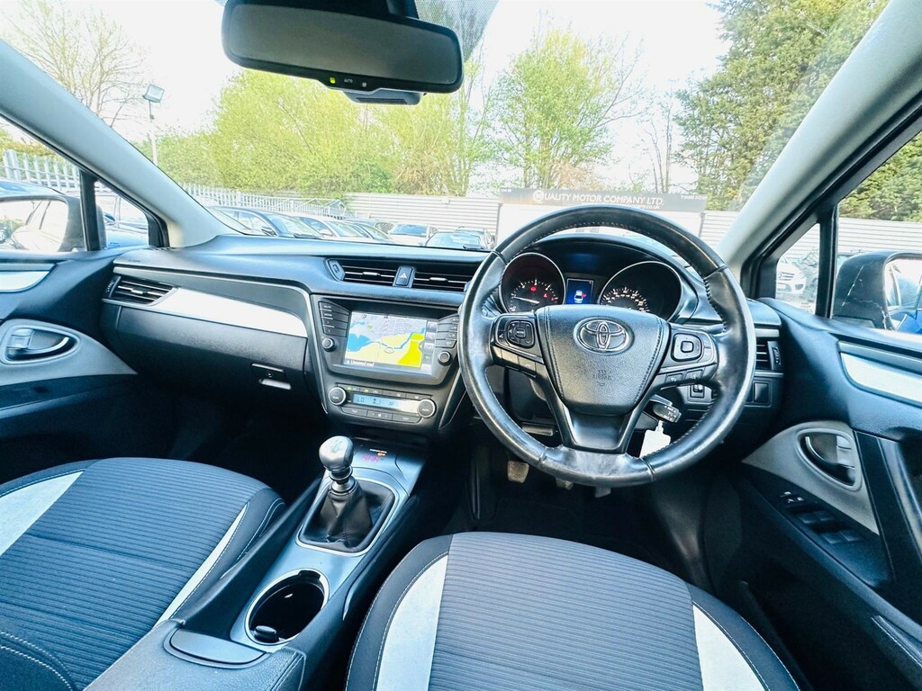 Toyota Avensis 2.0 D-4d Business Edition Euro 6 Ss  #3