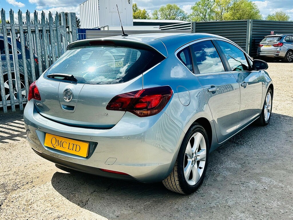 Vauxhall Astra 1.6 16V Sri Euro 5 AO60NHH  #6