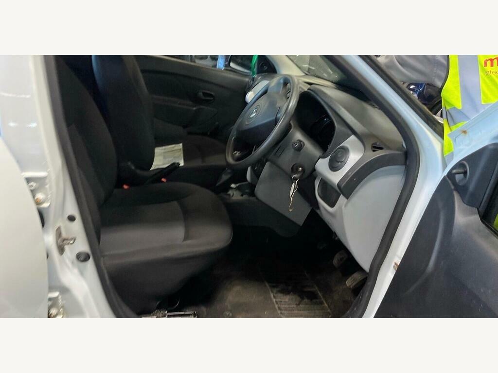 Dacia Sandero 1.2 Access Euro 5 White #4