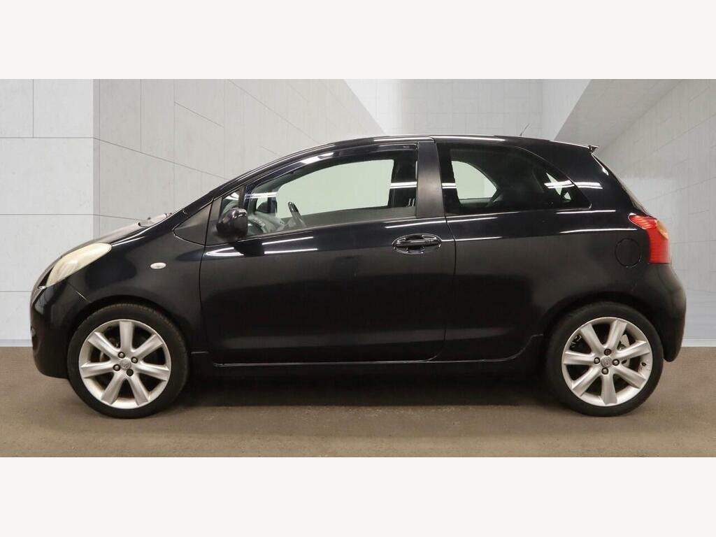 Toyota Yaris 1.8 Vvt-i Sr Black #4