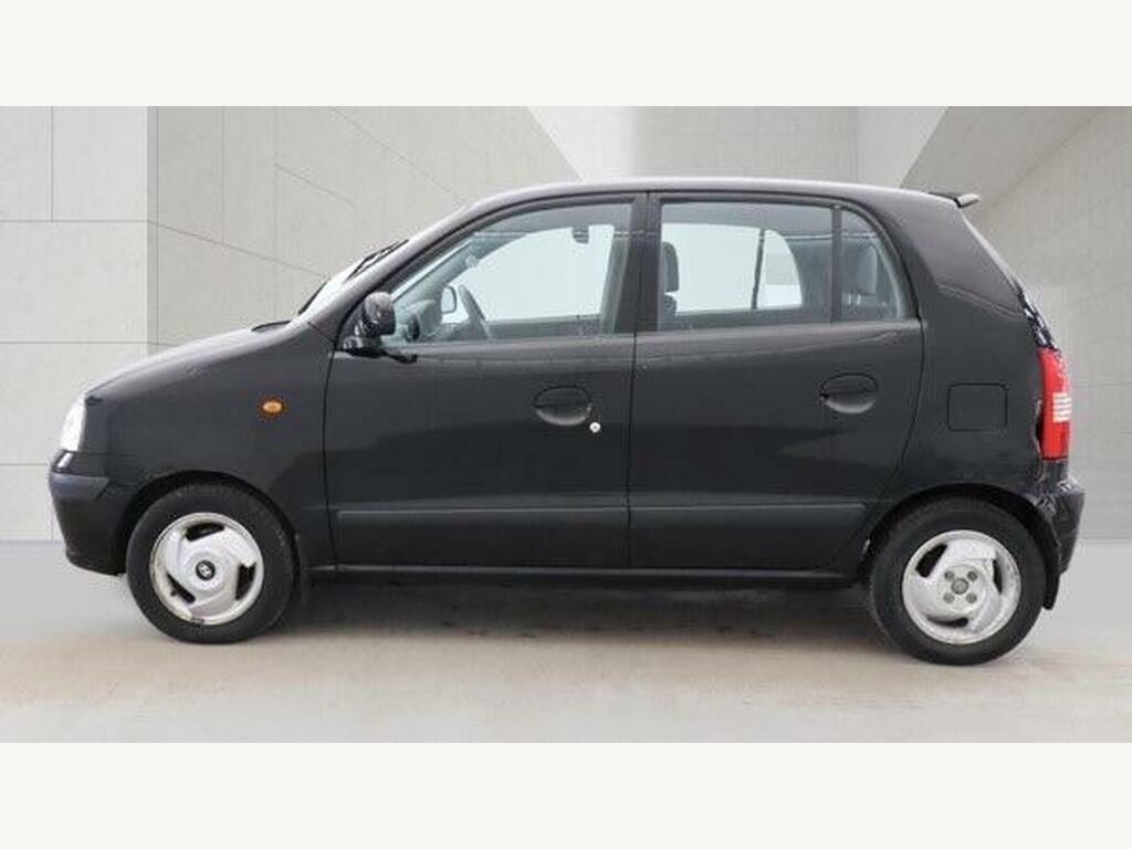 Hyundai Amica 1.1 Cdx Black #4