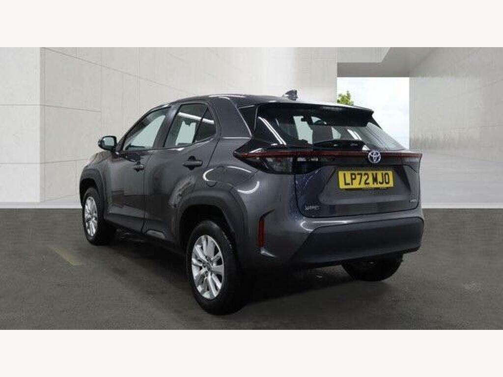Toyota Yaris Cross 1.5 Vvt-h Icon E-cvt Euro 6 S S Grey #3