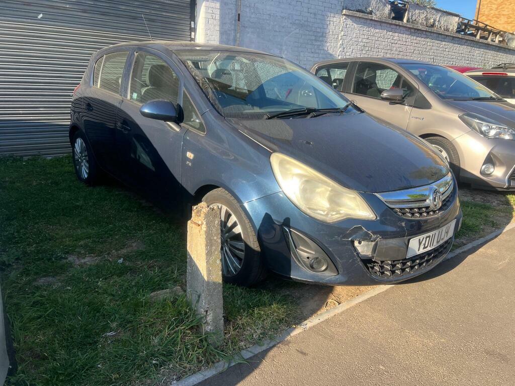 Vauxhall Corsa 1.4 16V Se Euro 5 Blue