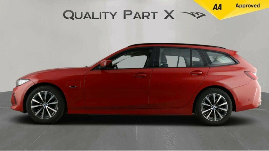 BMW 3 Series Estate FG72MTV Red #4
