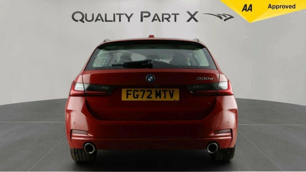 BMW 3 Series Estate FG72MTV Red #6