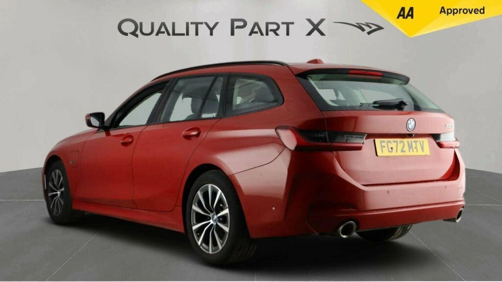 BMW 3 Series Estate FG72MTV Red #5