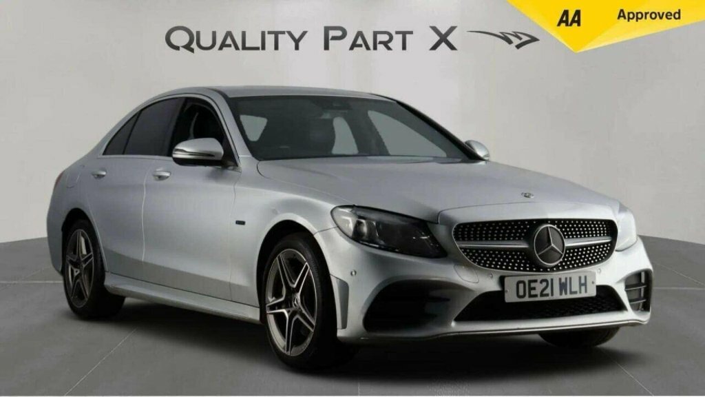 Mercedes-Benz C Class Saloon Silver
