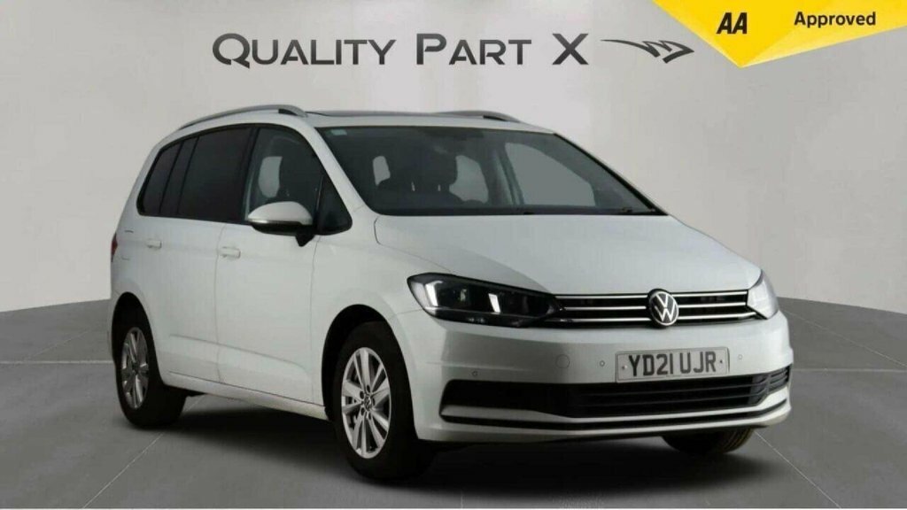 Volkswagen Touran Mpv White