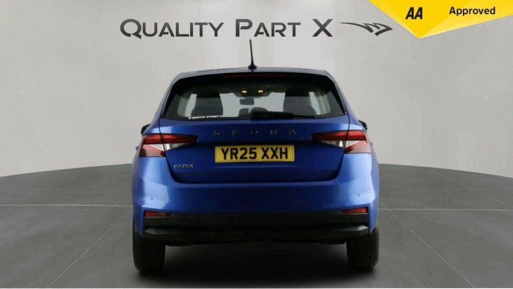 Skoda Fabia 1L Se Edition YR25XXH Blue #6