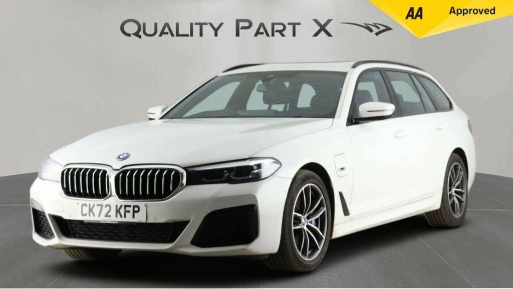 BMW 5 Series Estate CK72KFP White #3