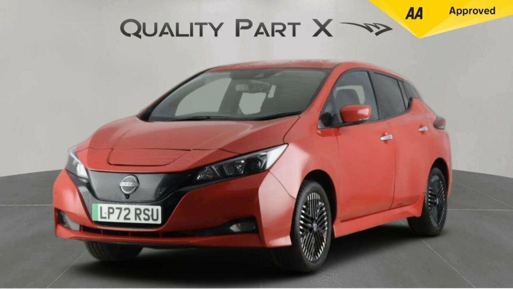 Nissan Leaf Hatchback LP72RSU Red #3