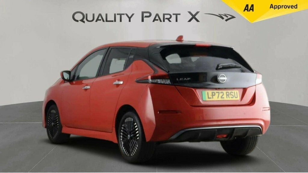 Nissan Leaf Hatchback LP72RSU Red #5