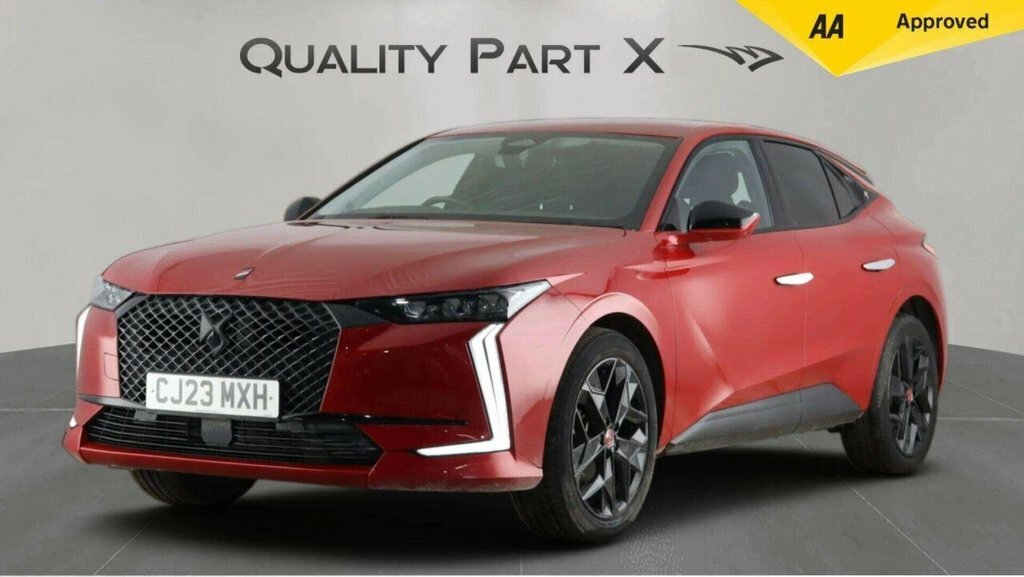 DS DS 4 Hatchback CJ23MXH Red #3