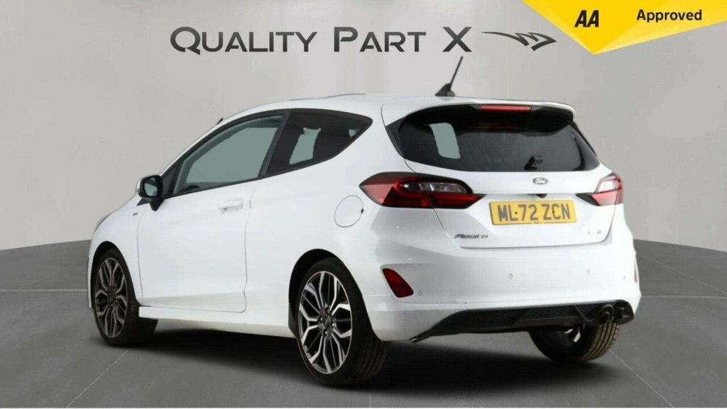 Ford Fiesta Hatchback ML72ZCN White #5