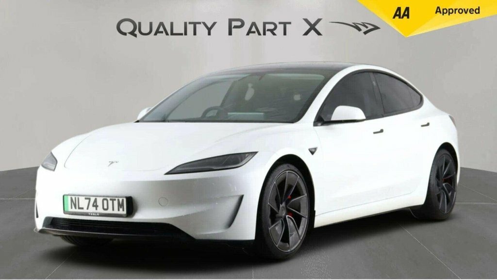 Tesla Model 3 Saloon NL74OTM White #3