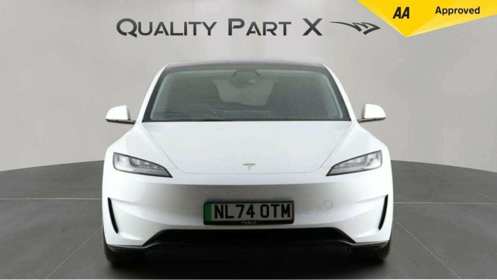 Tesla Model 3 Saloon NL74OTM White #2