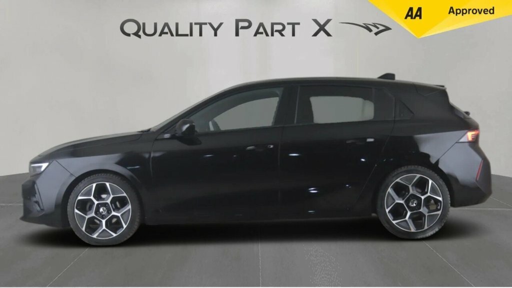 Vauxhall Astra Hatchback LN24CJO Black #4