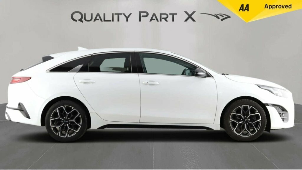 Kia Proceed Estate MA22OPD White #4
