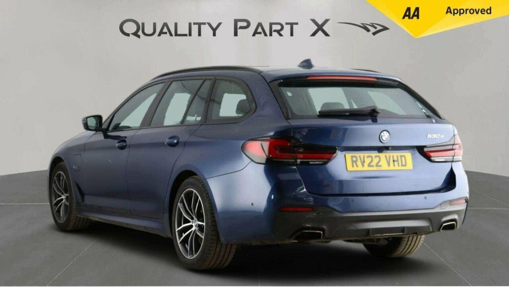 BMW 5 Series Estate RV22VHD Blue #5