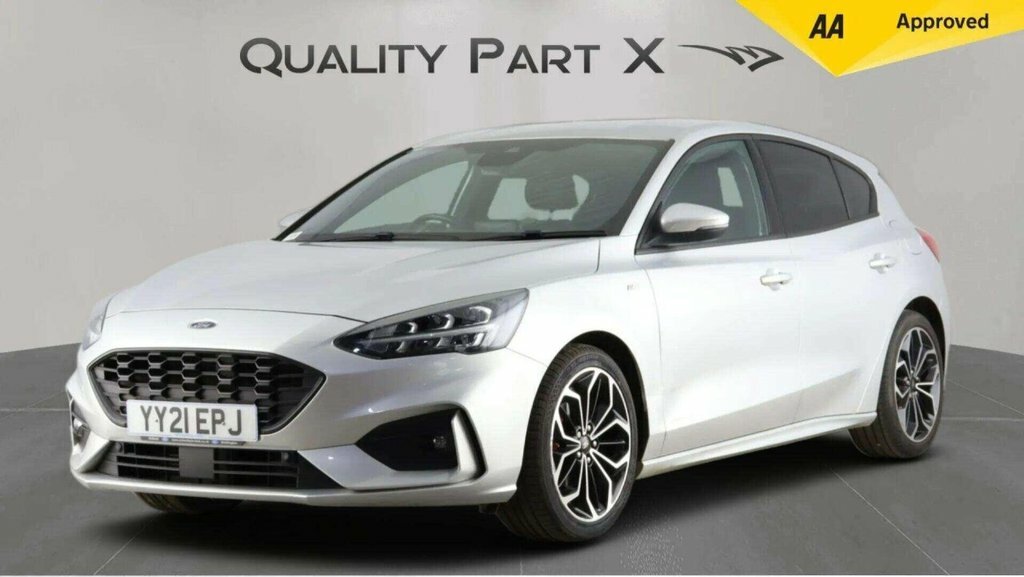 Ford Focus Hatchback YY21EPJ Silver #3