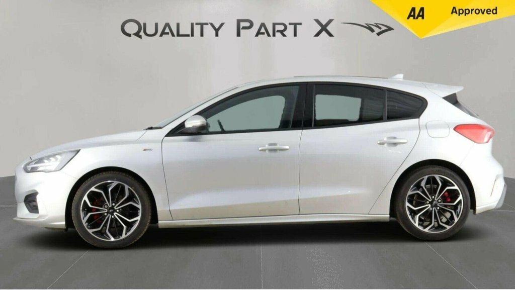 Ford Focus Hatchback YY21EPJ Silver #4