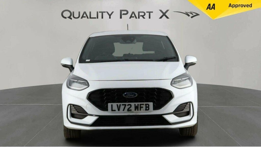 Ford Fiesta Hatchback LV72WFB White #2