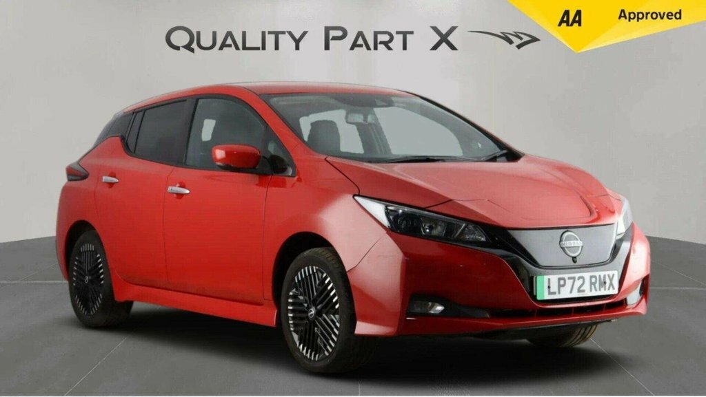 Nissan Leaf Hatchback Red
