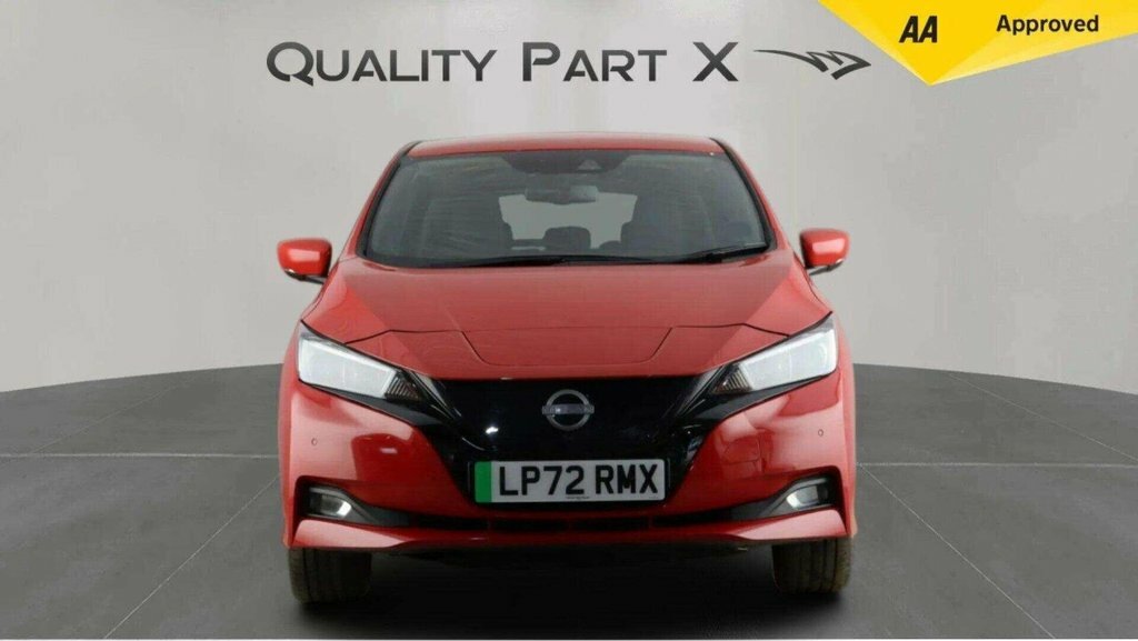 Nissan Leaf Hatchback LP72RMX Red #2