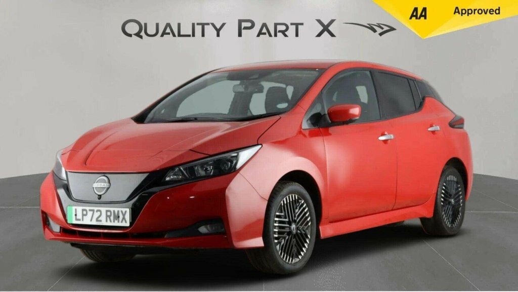 Nissan Leaf Hatchback LP72RMX Red #3