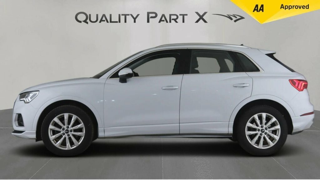 Audi Q3 Suv FV21WLU White #4