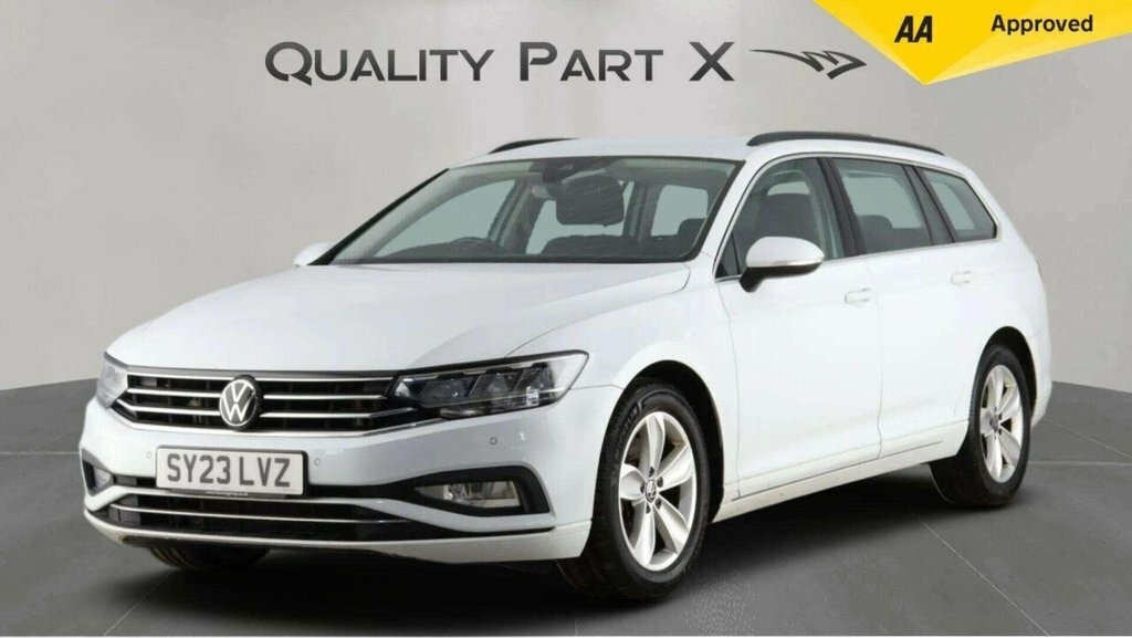Volkswagen Passat Estate SY23LVZ White #3