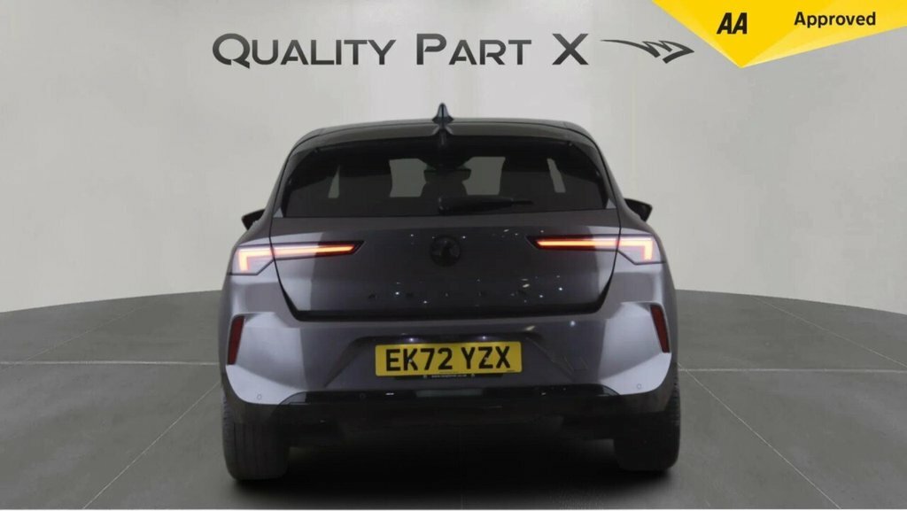 Vauxhall Astra Hatchback EK72YZX Grey #5