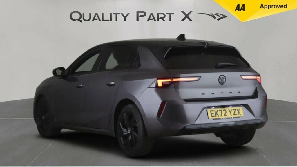 Vauxhall Astra Hatchback EK72YZX Grey #4