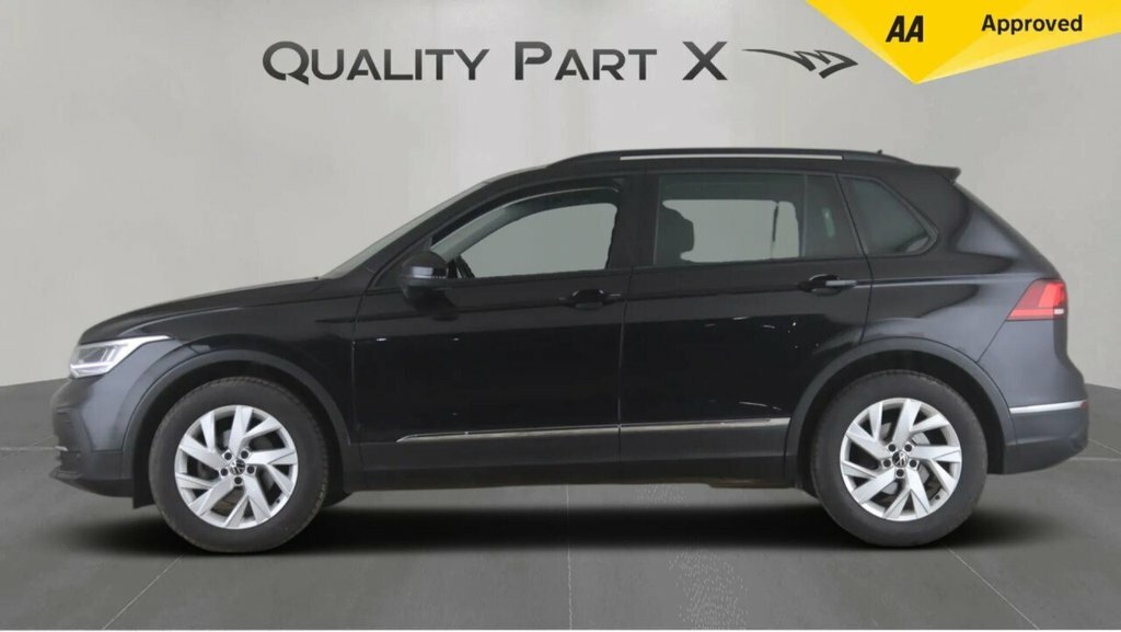 Volkswagen Tiguan Suv Black #4
