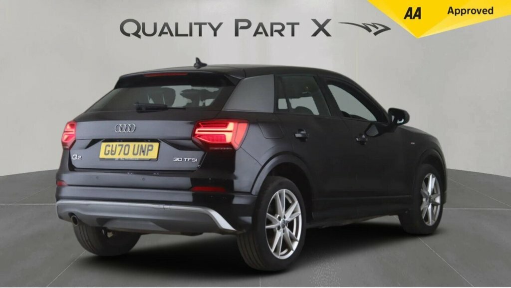 Audi Q2 Suv GU70UNP Black #6