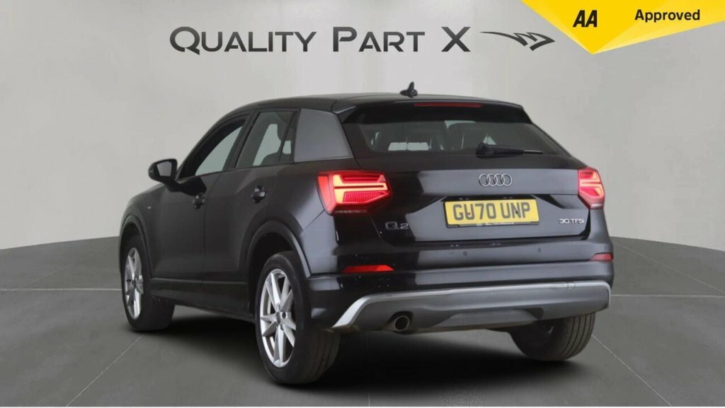 Audi Q2 Suv GU70UNP Black #4