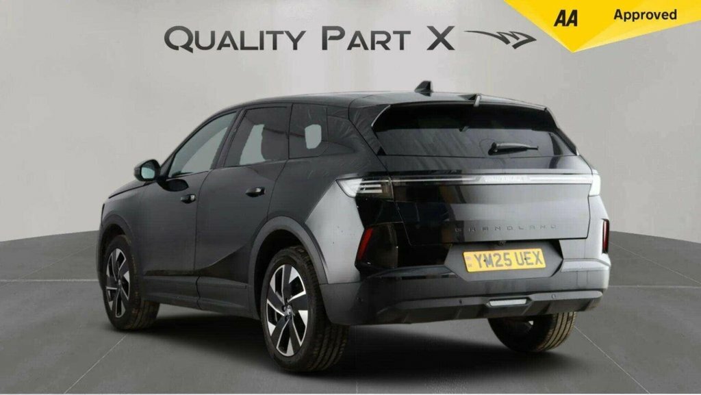 Vauxhall Grandland Suv YM25UEX Black #5