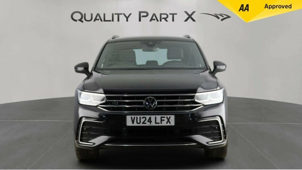 Volkswagen Tiguan Suv VU24LFX Black #2