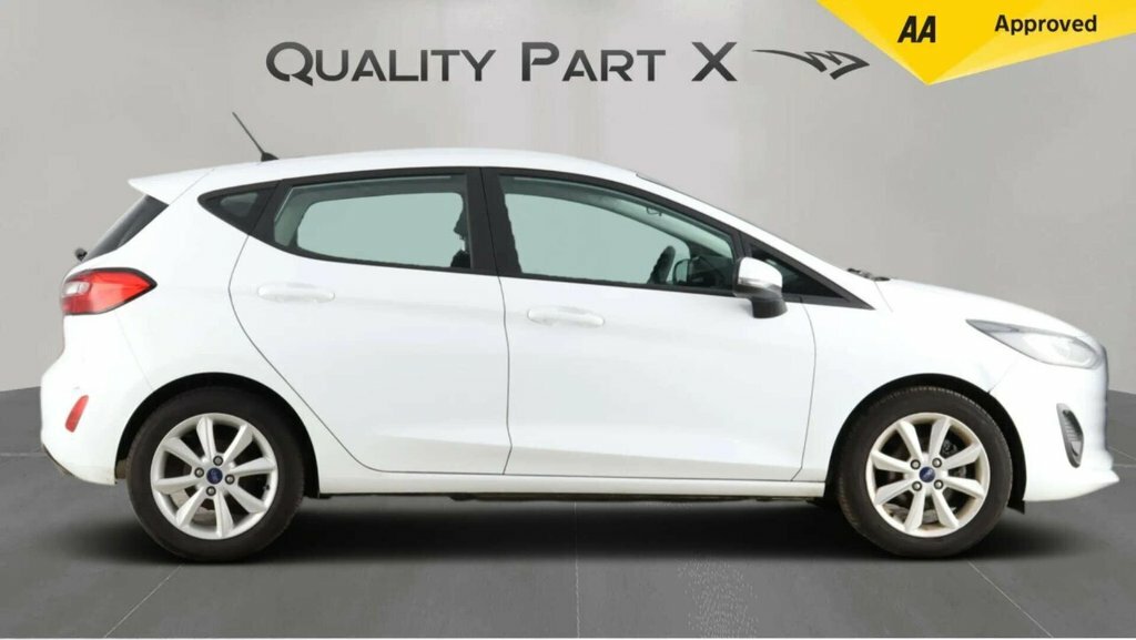 Ford Fiesta Hatchback NV72EYC White #4