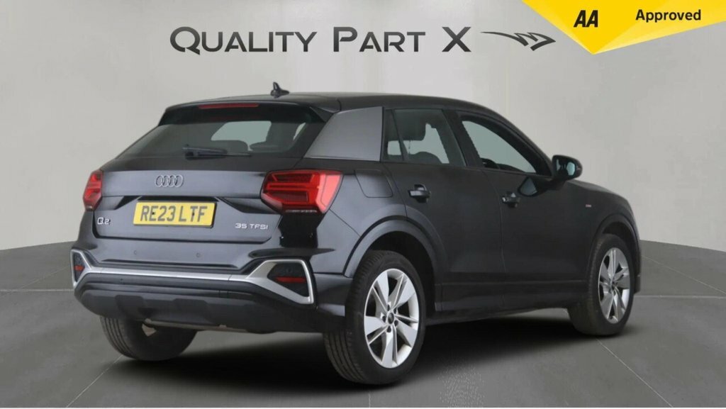 Audi Q2 Suv RE23LTF Black #6