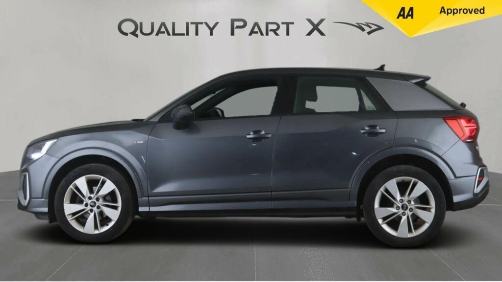 Audi Q2 Suv FL23ECF Grey #4